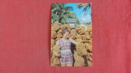 - Florida> Key West   Female With Sponges  -ref 1942 - Key West & The Keys