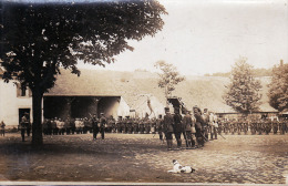 Delcampe - SOLDATS DU 2 EME REGIMENT CP PHOTO ORIGINALE - Regimente