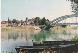 DECIZE (Nièvre) - Vue Générale Et Le Pont Sur La Loire - Decize