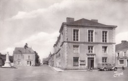 Carte 1950 BRULON / PLACE DE L'HOTEL DE VILLE - Brulon