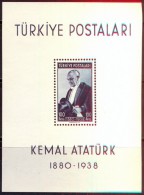 TURKEY - KEMAL  ATATURK  - **MNH  - 1939 - LUXE - Blokken & Velletjes