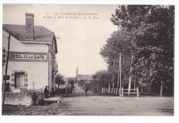 LE LOUROUX-BECONNAIS. - Avenue Et Mail De La Gare - Le Louroux Beconnais