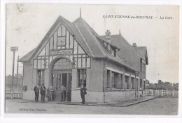 Cpa De Saint Etienne Du Rouvray  ( Seine- Inf) La Gare - Saint Etienne Du Rouvray