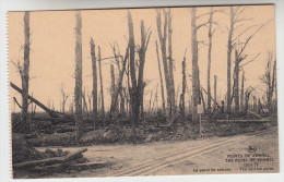 Ruines Des Environs De Kemmel, 1914-18 Le Point Du Suicide  (pk22804) - Heuvelland