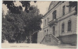 Cpa  13 Bouches Du Rhone    Lambesc La Mairie Et Le Cours - Lambesc