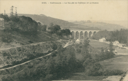 Delcampe - 29 CHATEAULIN / La Vallée Du Château Et Le Viaduc / - Châteaulin