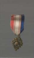 MEDAILLE DE L'UNION NATIONALE DES COMBATTANTS UNC - Francia