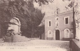 CPA HOTELLERIE DE LA SAINTE BAUME TERRASSE ET ENTREE DE LA GROTTE - Saint-Zacharie