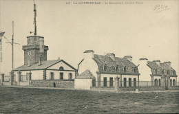 29 PLOGOFF / Le Sémaphore, L'Ancien Phare / - Plogoff