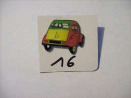 PIN´S -  CITROEN - La 2 Ch -rouge Et Jaune Et Toit Vert      (16) Voir Photo - Citroën