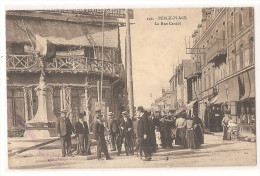 Pas De Calais - 62 - Berck Plage - La Rue Carnot Animée - Berck