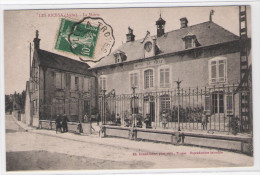 CPA - LES RICEYS (Aube) - La Mairie - Les Riceys