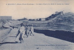 MILITARIA . MAROC. MILDELT . (Haute Moulouya) La Route D´Itzer . A Droite La Maison Du Colonel - Sonstige & Ohne Zuordnung