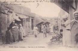 MAROC . TAZA . Une Rue Et Les Boutiques (belle Animation) Par J. GEISER - Andere & Zonder Classificatie