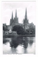 RB 1057 - 8 Early Photochrom Postcards - Lichfield Cathedral - Staffordshire - Andere & Zonder Classificatie