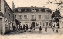 HOTEL DE VILLE-BE - La Trimouille