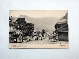 Carte Postale Ancienne : MAURITIUS : PORT-LOUIS : Rue Desforges - Maurice