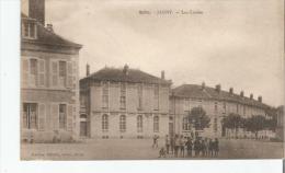 JARNY 24741 LES ECOLES 1930 - Jarny