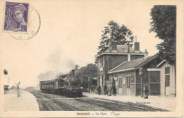 Auneuil - La Gare Train Animée - Auneuil