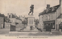 CPSM DUN SUR AURON (Cher) - Monument De La Grande Guerre - Dun-sur-Auron