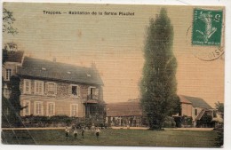 78 Trappes Habitation De La Ferme Pluchet Carte Colorisée Et Toilée Animée - Trappes