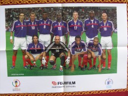 MAGAZINE FOOT - POSTER FUJIFILM - EQUIPE DE FRANCE COUPE DU MONDE 2002 - ETAT NEUF - Libros