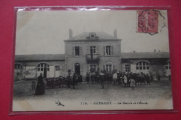 Cp  Guerigny La Mairie Et L'ecole - Guerigny