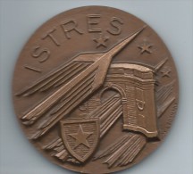 Médaille Communale /Ville D´Istres/Bouches Du Rhône/Bronze//1983    MED25 - Firma's