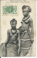 Carte Postale : Afrique Occidentale Guinée Femmes ( Foutah Djallon)  Jeunes Foulahs: Seins Nus - Guinée