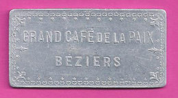 34 Béziers RARE Grand Café De La Paix Rectangulaire Sans Valeur Indiquée Poker ? Autre ?Aluminium 5x2.5 Cms 4 Gr - Monetary / Of Necessity