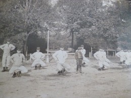 Carte Photo Militaria Vosges Epinal Au Dos 13 ème Cie Du 44 ème D'Infanterie. - Regimenten