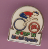 47058.-Pin's.Cyclisme.UFOLEP.76.Mobil.carburant.. - Cyclisme