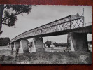 33 - CADILLAC Sur GARONNE - Le Pont Métallique Sur La Garonne. (CPSM) - Cadillac