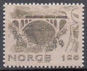 Norwegen  Mi.  803  Eisenbahnbrücke Mit Zug ** / MNH - Trains