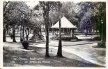 CAMBODGE PHNOM PENH  LE JARDIN DU PHNOM  ETHNOLOGIE TRACE ROUGE DUE AU SCAN - Cambodge