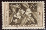 Madagascar - Oblitéré - Charnière Y&T 1957 N° 331 Café 20f - Usati