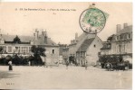 18. La Guerche. Place De L'hotel De Ville - La Guerche Sur L'Aubois