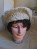 Ancien - Chapeau, Béret, Casquette De Femme HOSSEGOR Paris Made In France - Headdresses, Hats, Caps