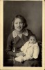 PHOTO FEMME AVEC ENFANT - Genealogía