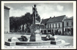 0919 - Alte Ansichtskarte - Husum Asmussen Woldsen Gedächtnis Brunnen Brütt N. Gel TOP - Husum