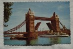 England London Tower Bridge Stamp 1960  A 50 - Tower Of London