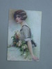 Ref4898 AB CPA Illustrée Par Monestier - Elegante Aux Roses Jaunes - 1917 - Monestier, C.