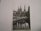 LICHFIELD    CATHEDRAL AND GARDEN OF REMEMBRANCE - Sonstige & Ohne Zuordnung