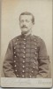 Photo Montée Sur Carton /Miilitaire En Buste  /18 éme Régiment/Darnay/Delaporte/Melun/Vers 1890    PHOTN35 - Oud (voor 1900)