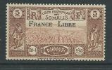 Cote Des Somalis N° 230 X : Timbres De 1938 / 39 Surchargés  "France Libre" :  5  F.  Trace De Charnière Sinon TB - Unused Stamps