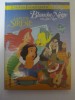 031 - L´UNIVERS FANTASTIQUE DE DISNEY - LIVRE NEUF SOUS CELLO ----> LA PETITE SIRENE - Et - BLANCHE NEIGE ET LES 7 NAINS - Disney