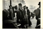 ROBERT DOISNEAU -  PHOTOGRAPHE - "PARIS - 1950 - KISS BY THE HOTEL DE VILLE" - RARE EDITION ARTISTIQUE ADMIRA -1983 -TB - Doisneau