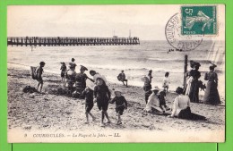 COURSEULLES / LA PLAGE ET LA JETEE   / Carte écrite En 1913 - Courseulles-sur-Mer