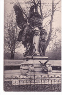 Paris - Monument De La Fontaine,à La Muette - Statue