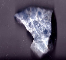 Fluorine ( Tarn) état Brut  6 X 5 X 2,5 Cm - Minéraux